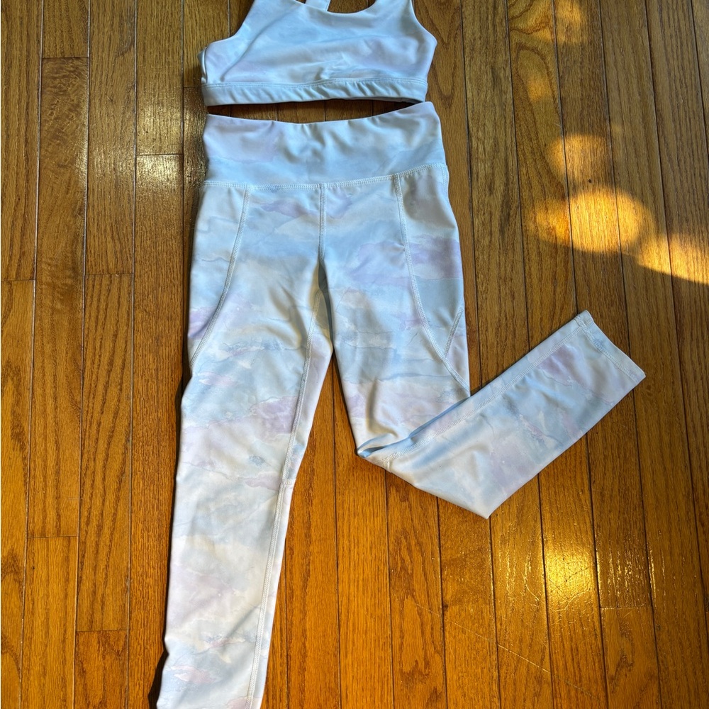 Old Navy White and Purple Pastel Active Leggings